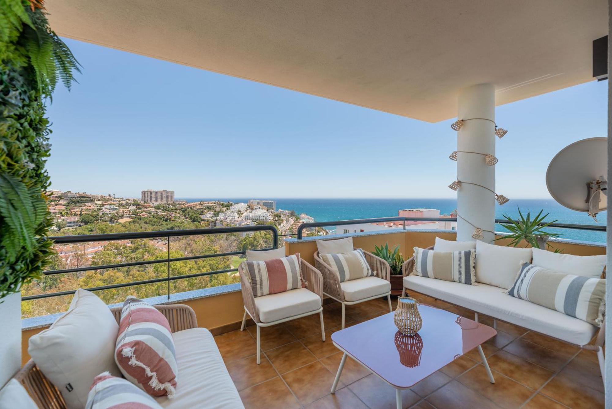 Ferienwohnung Luxury 4Bdr Penthouse With Sea Views Benalmádena Exterior foto